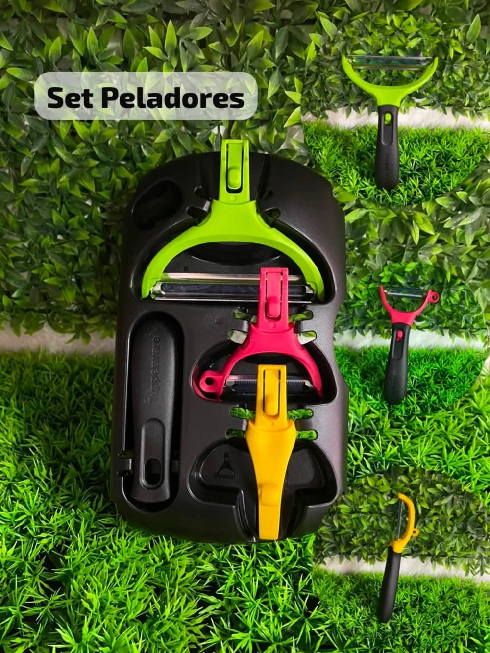 Fruit & Veggie Peelers Set - Green, Pink, Yellow